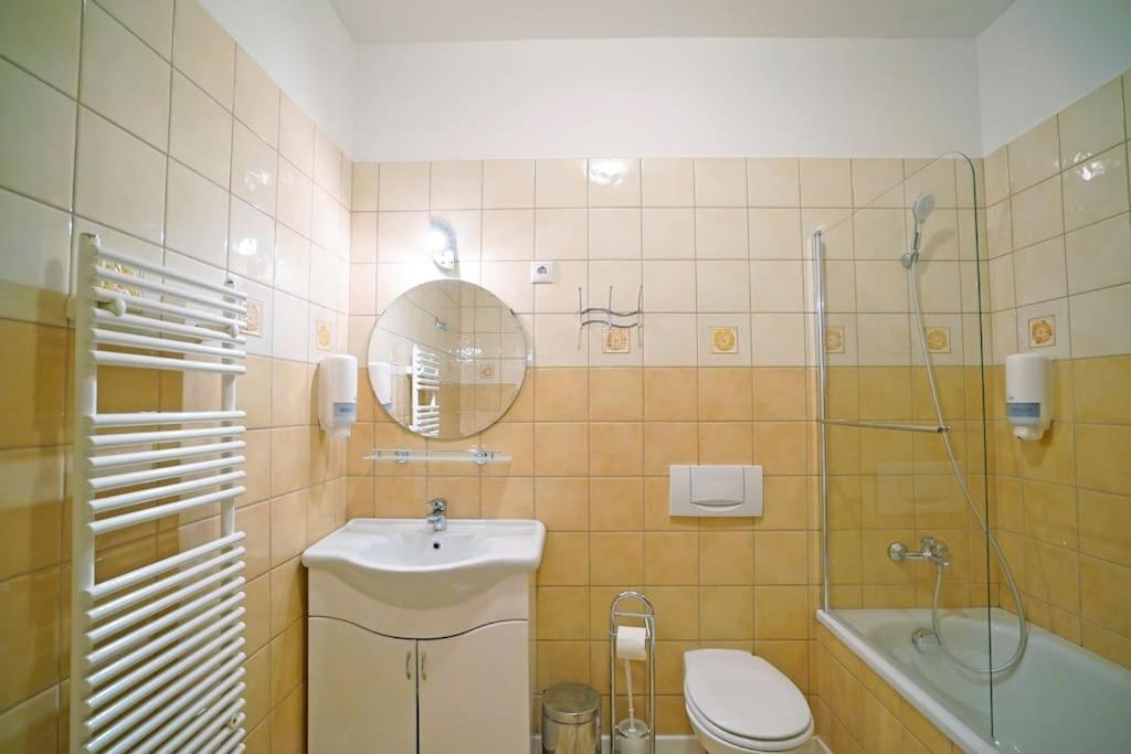 Kiraly Court #free Parking Apartamento Budapeste